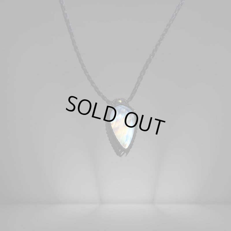 画像4: ☆04/06UP☆月の波動:ロイヤルレインボームーンストーン:キラキラの最高ピース:月の暦:月のかけらムーンストーン:Night Glow(ナイト・グロウ) (4)