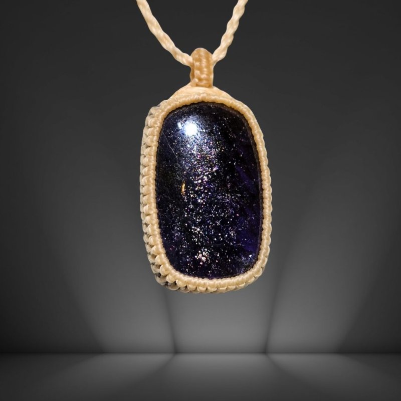 画像2: ☆04/06UP☆アイオライトサンストーン:コーディアライト:虹のキラキラが表面に:最高ピースコレクション:Inner Compass(内なる羅針盤) (2)