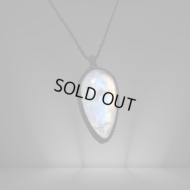 画像3: ☆04/06UP☆月の波動：ロイヤルレインボームーンストーン：キラキラの最高ピース：月の暦：月のかけらムーンストーン：Inner Moon（インナー・ムーン） (3)