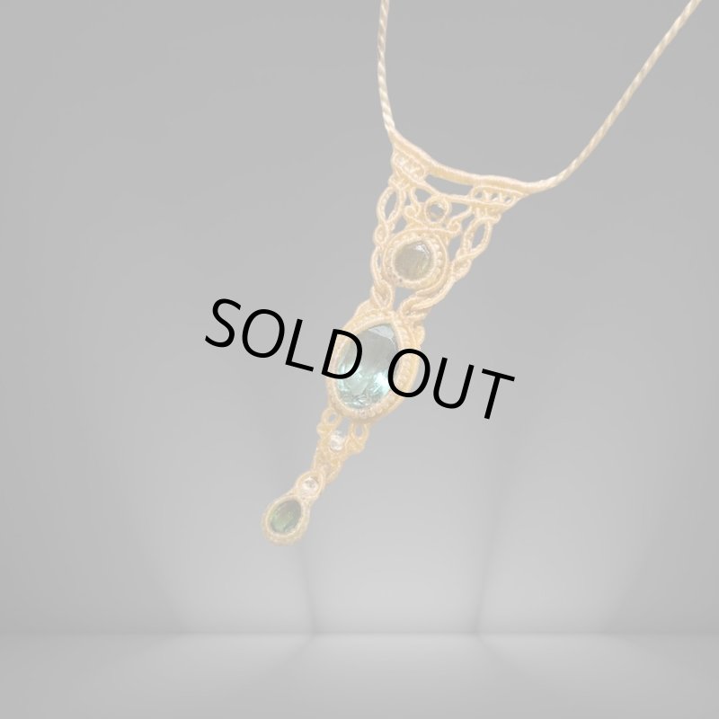 画像3: ☆04/06UP☆ダイアナマリアフローライト(ロジャリー鉱山産出)：イギリス産；もっと蛍光する美しいフローライト：ザクロ石：エルネオラ（Elneora） (3)