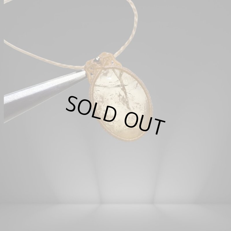 画像1: ☆04/06UP☆レディアナベラフローライト(ロジャリー鉱山産出):イギリス産;もっと蛍光する美しいフローライト:イエロー:月涙の雫(ルナティアーズ) (1)