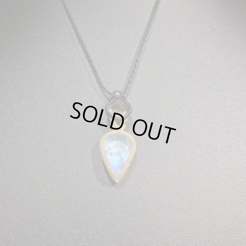 画像5: ☆05/08UP☆ロイヤルムーンストーン×ゴールドルチルクォーツ：素敵な組み合わせ：最高品質のムーンストーン：月陽の調律（つきひのちょうりつ） (5)