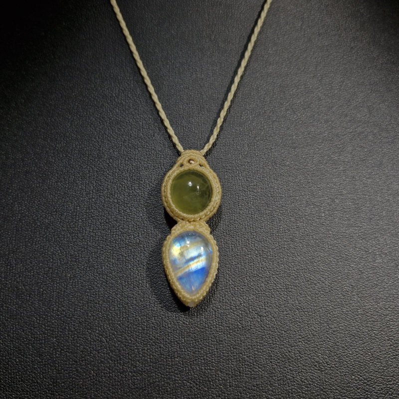 画像2: ☆05/08UP☆ロイヤルムーンストーン×プレナイト：素敵な組み合わせ：最高品質のムーンストーン：セレスティアル・ハート（Celestial Heart） (2)