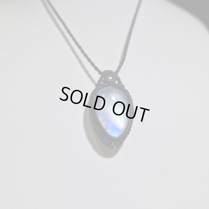 画像4: ☆05/09UP☆月の波動：2025年5月新作：ロイヤルレインボームーンストーン：月の暦シリーズ：月のかけらムーンストーン：ユニゾン・オブ・ライツ（Unison of Lights） (4)