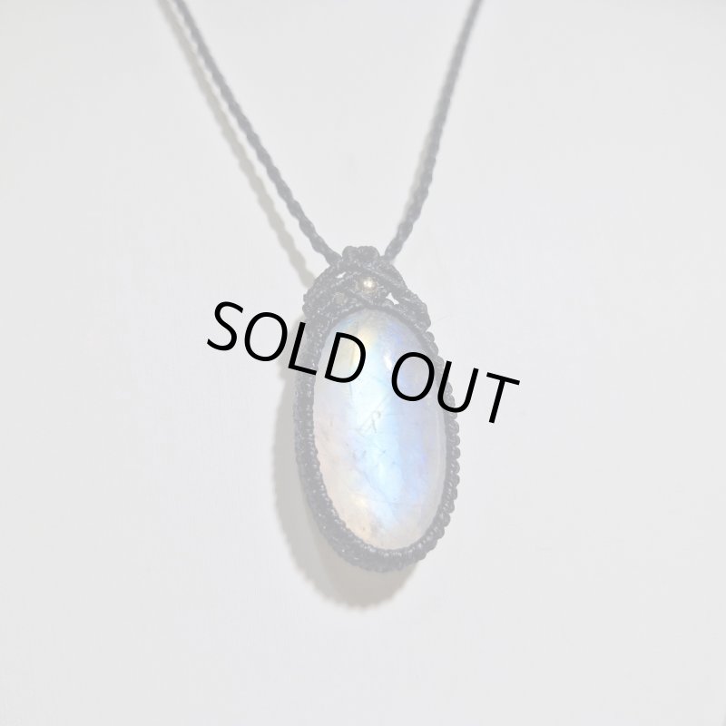 画像2: ☆05/09UP☆月の波動：2025年5月新作：ロイヤルレインボームーンストーン：月の暦シリーズ：月のかけらムーンストーン：オーロラ・ハーモニー (2)