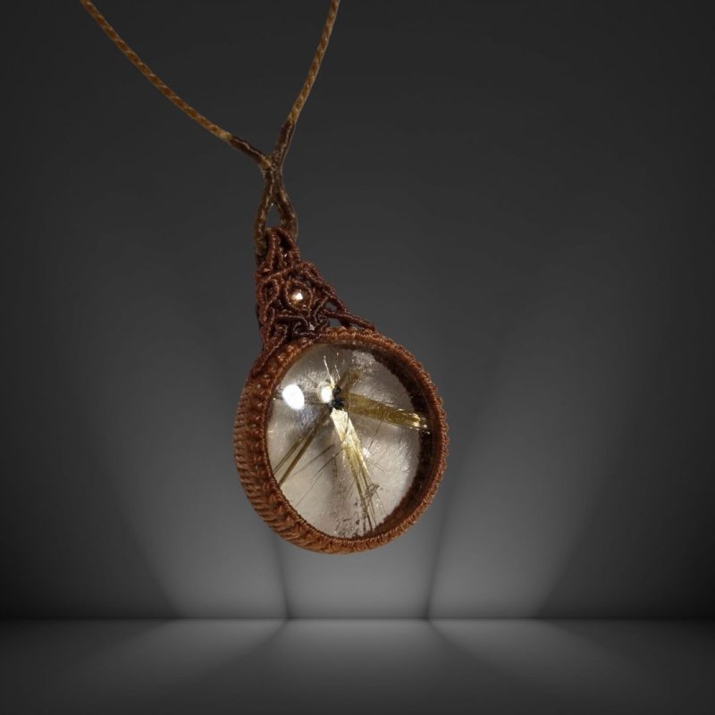 画像5: ☆07/09UP☆【超ハイクオリティ】：ゴールドルチルクォーツ：ハイクオリティ：先生作品：金の天然の柱が石の中に：宙の舞（そらのまい） (5)