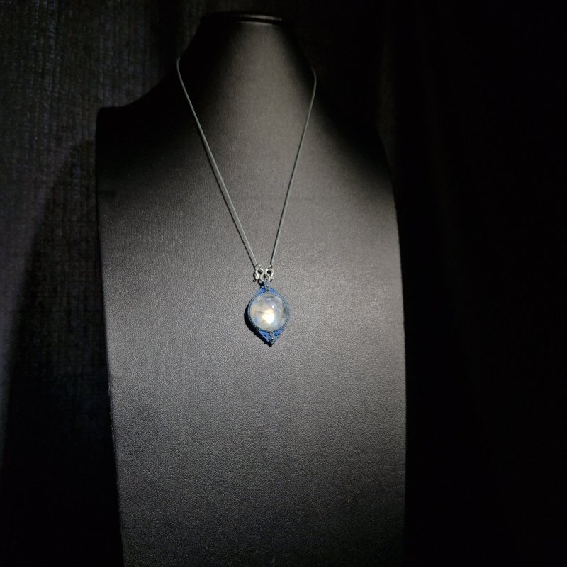 画像2: ☆07/09UP☆月の波動：先生作品：マイ黒マクラメ：ロイヤルレインボームーンストーン：月の暦シリーズ：月のかけらムーンストーン：星雫（ほししずく） (2)