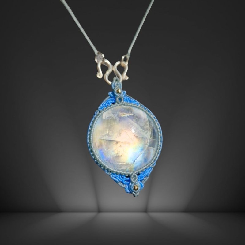 画像4: ☆07/09UP☆月の波動：先生作品：マイ黒マクラメ：ロイヤルレインボームーンストーン：月の暦シリーズ：月のかけらムーンストーン：星雫（ほししずく） (4)