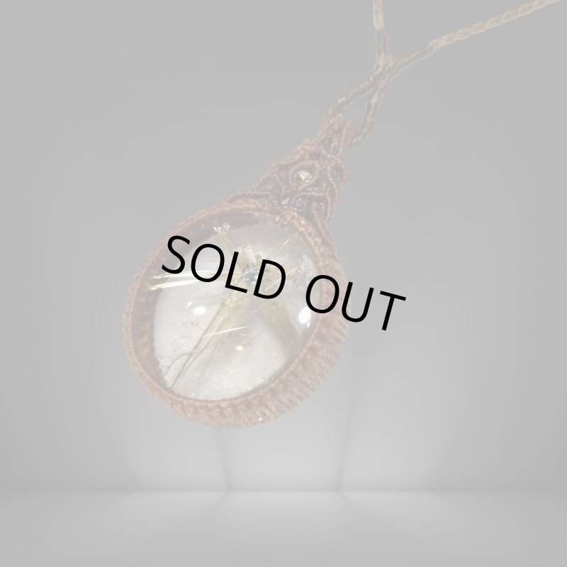 画像4: ☆07/09UP☆【超ハイクオリティ】：ゴールドルチルクォーツ：ハイクオリティ：先生作品：金の天然の柱が石の中に：宙の舞（そらのまい） (4)