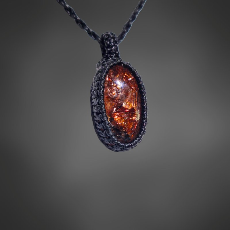 画像4: ☆09/06UP☆ブラジル産レッドルチルクォーツ！金の針金が水晶の中に：美しい赤金の結晶：織月（おりづき） (4)