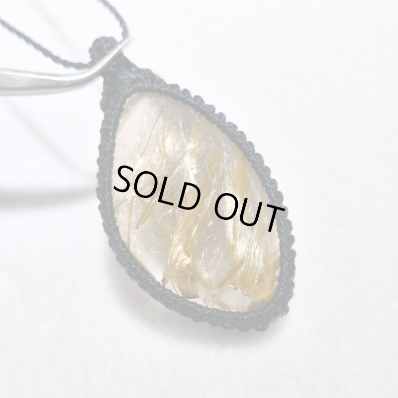 画像1: ☆09/06UP☆ブラジル産ゴールドルチルクォーツ！金の針金が水晶の中に：美しい金の結晶：風音 (1)