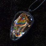 画像1: ☆09/06UP☆ブラジル産レインボークォーツインクォーツ！虹のお花咲く最高級水晶:巨大：月影 (1)