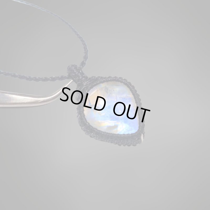 画像5: ☆09/06UP☆月の波動：スタンダードモデル：ロイヤルレインボームーンストーン：月の暦シリーズ：月のかけらムーンストーン： 「月読の光」 (5)