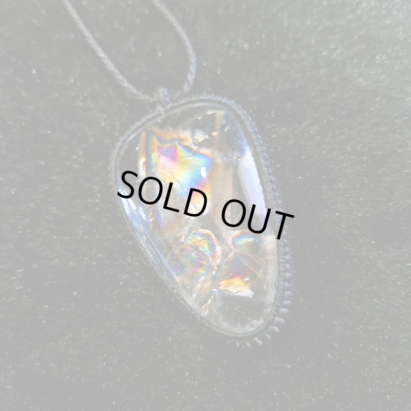 画像3: ☆09/06UP☆ブラジル産レインボークォーツインクォーツ！虹のお花咲く最高級水晶:巨大：月影 (3)