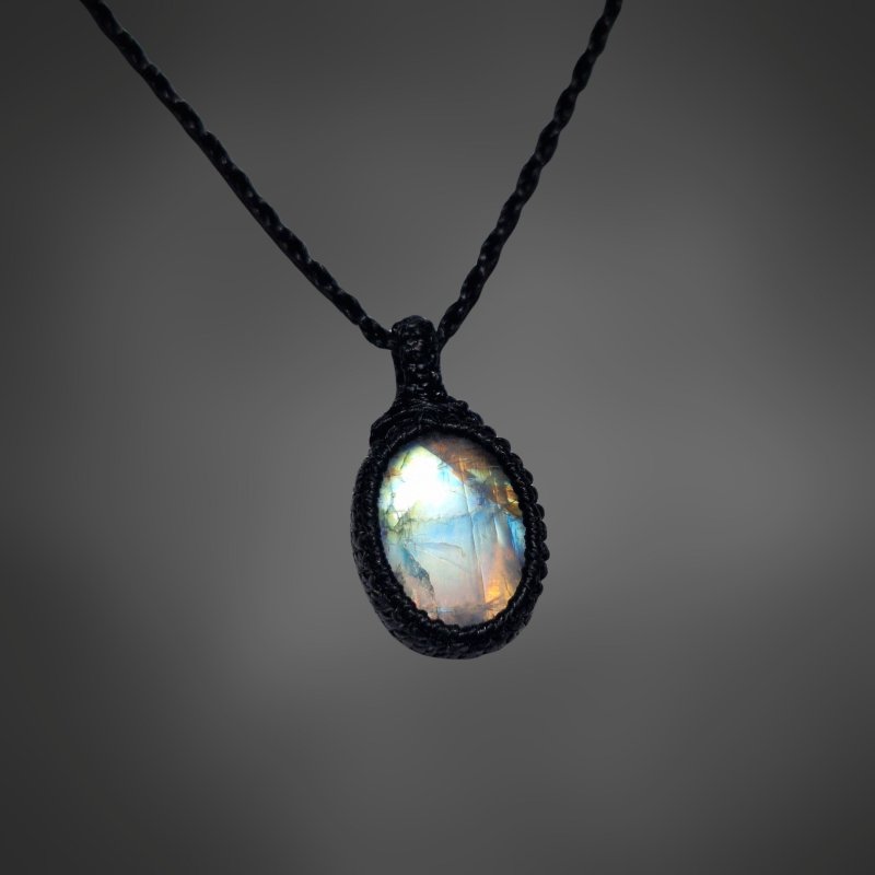 画像4: ☆09/06UP☆月の波動：スタンダードモデル：ロイヤルレインボームーンストーン：月の暦シリーズ：月のかけらムーンストーン： 「星月夜」 (4)