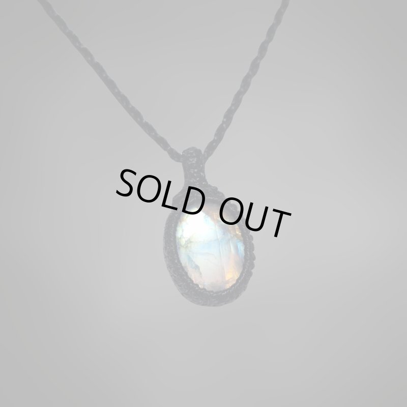 画像4: ☆09/06UP☆月の波動：スタンダードモデル：ロイヤルレインボームーンストーン：月の暦シリーズ：月のかけらムーンストーン： 「星月夜」 (4)