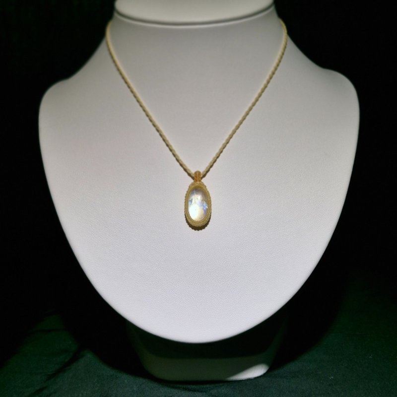 画像5: ☆09/06UP☆月の波動：スタンダードモデル：ロイヤルレインボームーンストーン：月の暦シリーズ：月のかけらムーンストーン： 「蒼き月影」 (5)