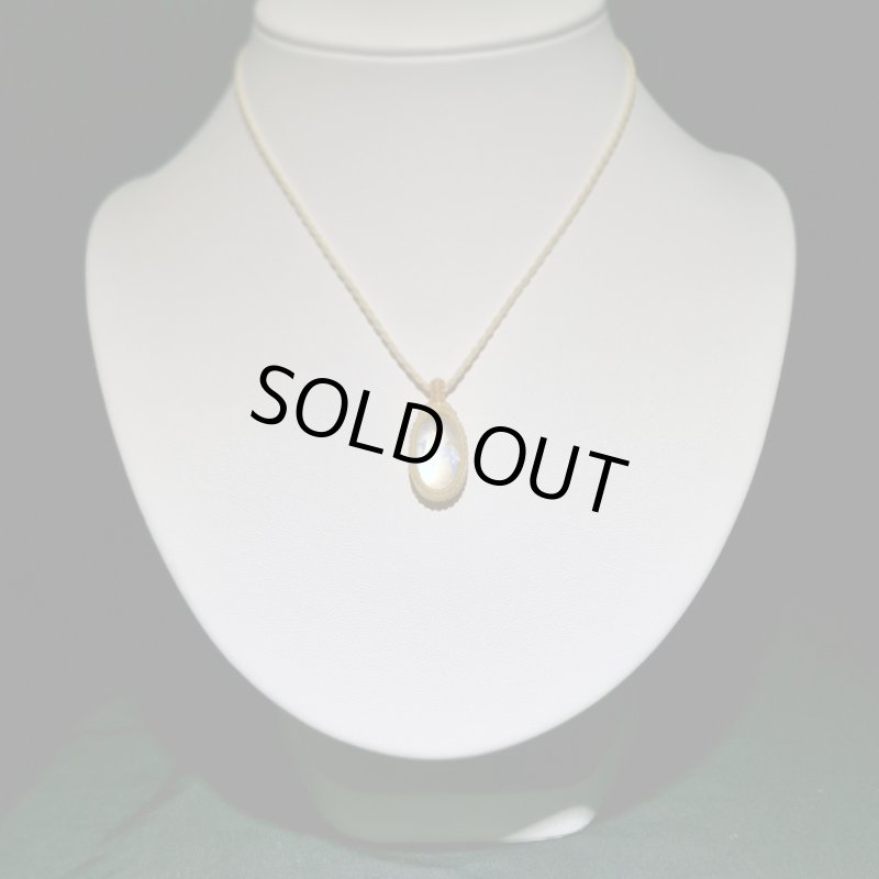 画像5: ☆09/06UP☆月の波動：スタンダードモデル：ロイヤルレインボームーンストーン：月の暦シリーズ：月のかけらムーンストーン： 「蒼き月影」 (5)