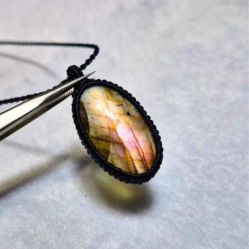 画像5: ☆10/03UP☆ピンク！！！！レインボー＆ディープブルーラブラドライトシリーズ：美しい古代の記憶の残るAAAハイクオリティ天然ラブラドライト： Temple of Stars（星々の神殿） (5)