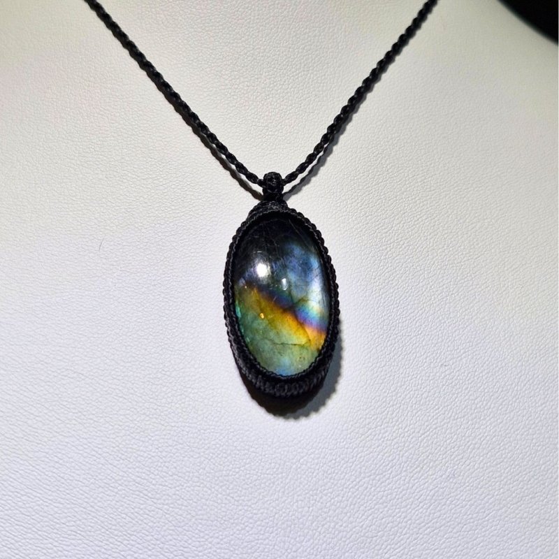 画像2: ☆10/03UP☆ナチュラルカラフル！レインボー＆ディープブルーラブラドライトシリーズ：美しい古代の記憶の残るAAAハイクオリティ天然ラブラドライト：Cosmic Dawn（宇宙の夜明け） (2)