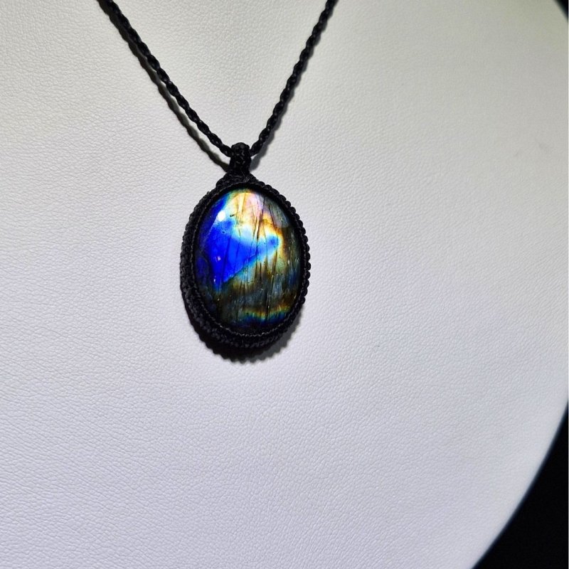 画像4: ☆10/03UP☆ナチュラルカラフル！レインボー＆ディープブルーラブラドライトシリーズ：美しい古代の記憶の残るAAAハイクオリティ天然ラブラドライト： Moon Vessel（月の器 (4)