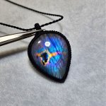 画像2: ☆10/03UP☆ナチュラルカラフル！レインボー＆ディープブルーラブラドライトシリーズ：美しい古代の記憶の残るAAAハイクオリティ天然ラブラドライト： Celestial Pulse（天界の鼓動） (2)