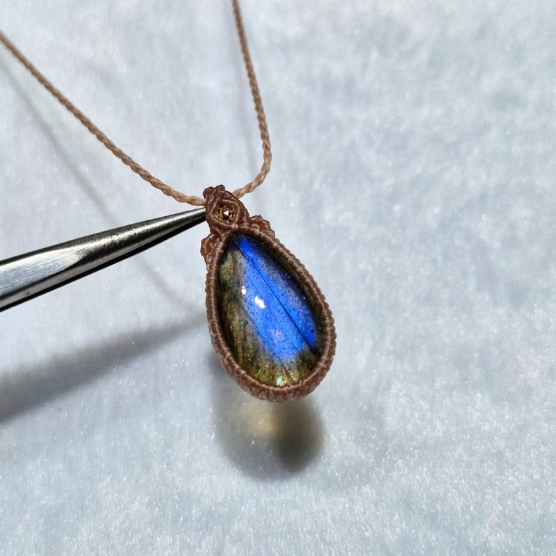 画像1: ☆11/05UP☆先生作品：ハクオリティラブラドライト：マイクロマクラメジュエリーシリーズ：満月の世界へ:神聖なる世界：天響（てんきょう） (1)