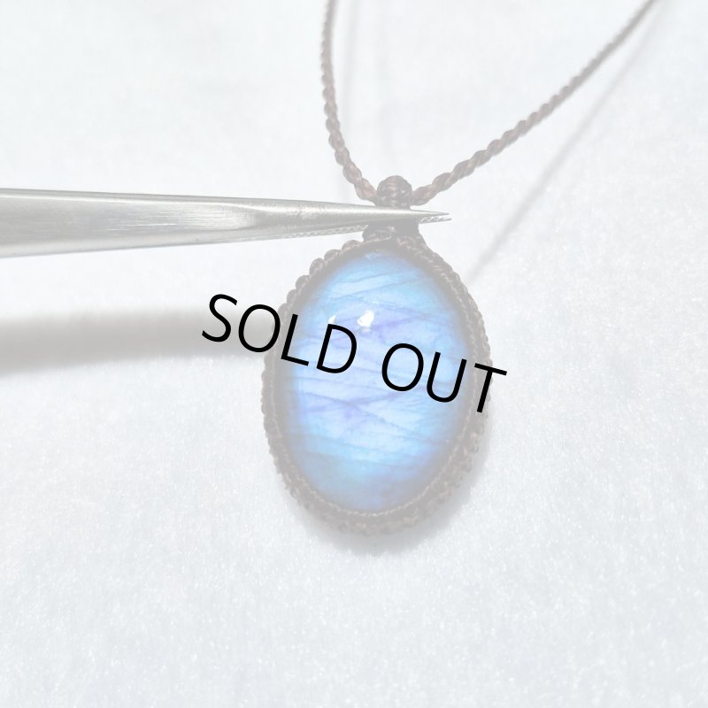 画像3: ☆11/05UP☆ナチュラルカラフル！レインボー＆ディープブルーラブラドライトシリーズ：美しい古代の記憶の残るハイクオリティ天然ラブラドライト：Blue Eagle（ブルー・イーグル） (3)