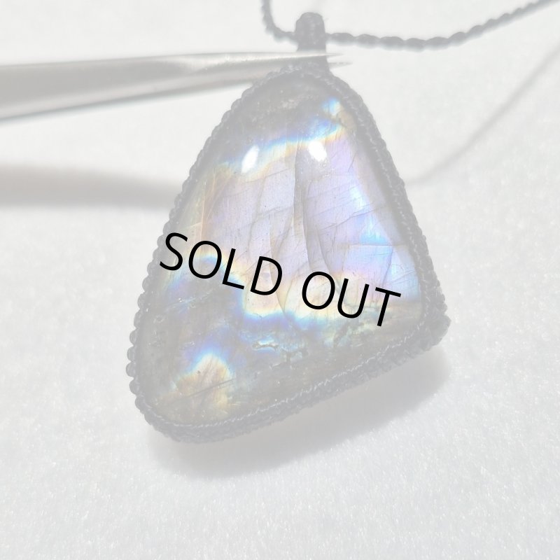 画像5: ☆11/05UP☆ナチュラルカラフル！レインボー＆ディープブルーラブラドライトシリーズ：美しい古代の記憶の残るAAAハイクオリティ天然ラブラドライト：Traveler’s Talisman（旅人の護り） (5)