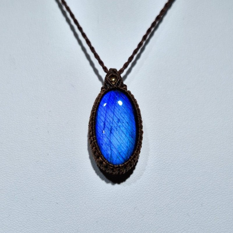 画像1: ☆11/05UP☆ナチュラルカラフル！レインボー＆ディープブルーラブラドライトシリーズ：美しい古代の記憶の残るハイクオリティ天然ラブラドライト：Spirit Path（スピリット・パス） (1)