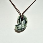 画像3: ☆11/05UP☆国石！幻の糸魚川翡翠：国内採取、国内勾玉研磨店長保証：美しい翡翠の勾玉です：今では採取困難：蒼穹ノ護（Sōkyū no Mamori (3)