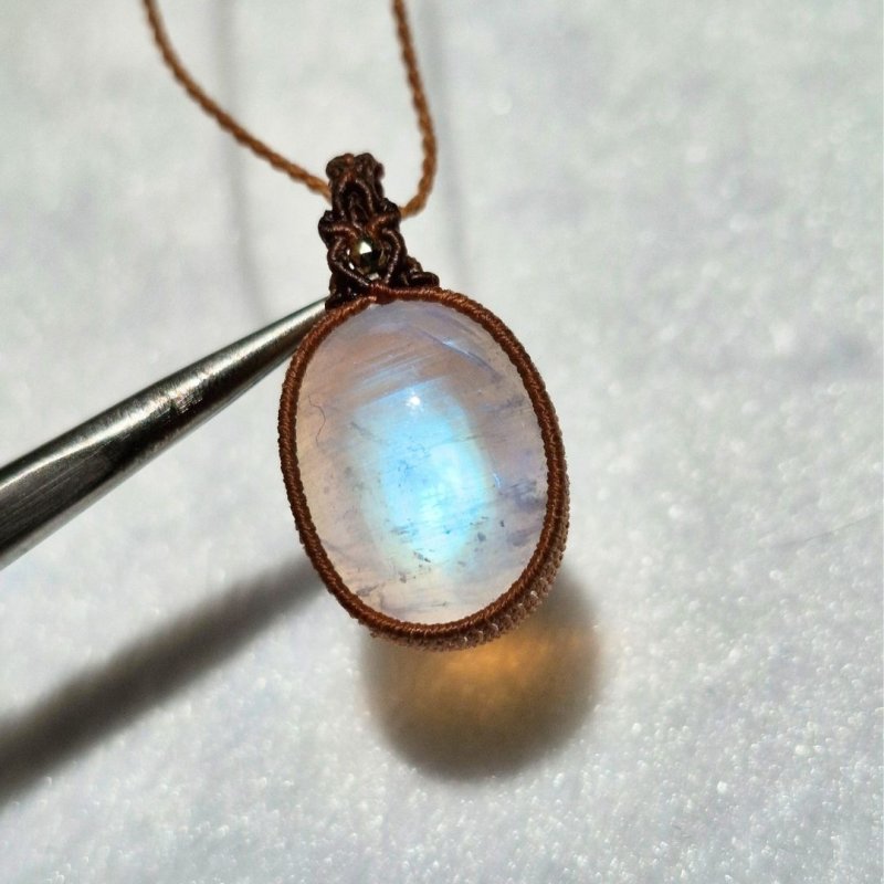 画像4: ☆11/05UP☆月のかけらロイヤルレインボームーンストーン。虹色がロイヤルな輝き：新色：先生作品：光羽（こうう） (4)