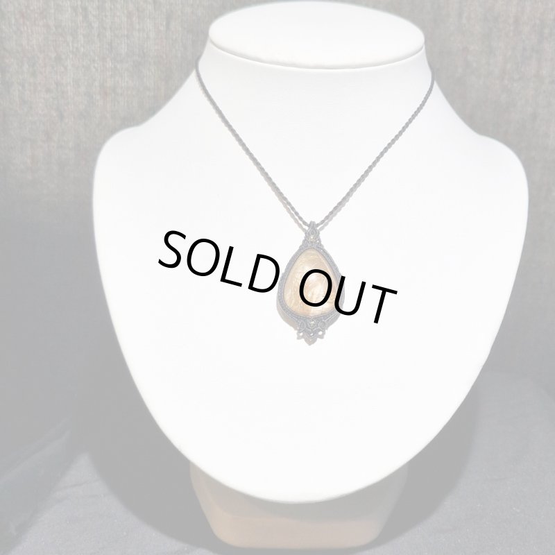 画像3: ☆11/05UP☆先生作品マイクロマクラメジュエリー：ブラジル産ゴールドルチルクォーツ！金の針金が水晶の中に：美しい金の結晶：Aurora Whisper（オーロラのささやき） (3)