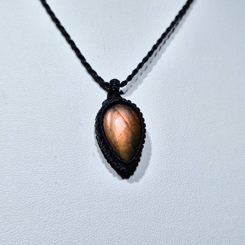 画像1: ☆11/05UP☆ナチュラルカラフル！レインボー＆ディープブルーラブラドライトシリーズ：美しい古代の記憶の残るハイクオリティ天然ラブラドライト：Hikari no Yume（光の夢） (1)