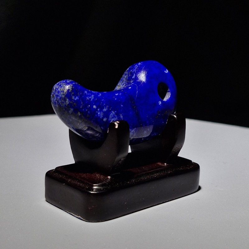 画像2: ☆12/03☆古代の最古のパワーストーンと呼ばれるラピスラズリが登場！。新たな時代へ：勾玉デザイン：Cosmic Blue Charm（コズミック・ブルー・チャーム） (2)