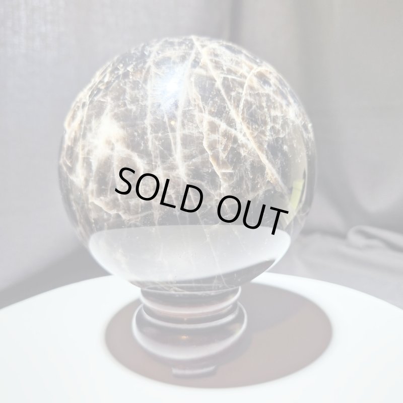 画像3: ☆12/03UP☆モリオン黒大型水晶丸大：魔よけの最高峰：ブラジル産黒水晶：Shadow Guardian（シャドウ・ガーディアン） (3)