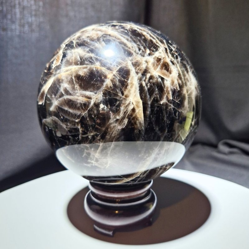 画像2: ☆12/03UP☆モリオン黒大型水晶丸大：魔よけの最高峰：ブラジル産黒水晶：Shadow Guardian（シャドウ・ガーディアン） (2)