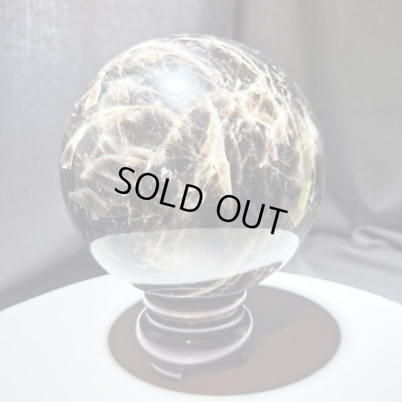 画像2: ☆12/03UP☆モリオン黒大型水晶丸大：魔よけの最高峰：ブラジル産黒水晶：Shadow Guardian（シャドウ・ガーディアン） (2)