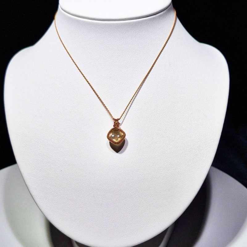 画像2: ☆12/04UP☆ブラジル産ゴールドルチルクォーツ！金の針金が水晶の中に：美しい金の結晶：Golden Oracle Stone（ゴールデンオラクル・ストーン） (2)