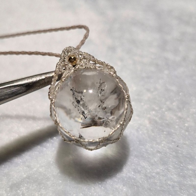 画像3: ☆12/05UP☆奇跡の水入り水晶：100万年前の不老不死の水：たっぷり水の入った最高級水晶：Luminous Orb（ルミナス・オーブ） (3)