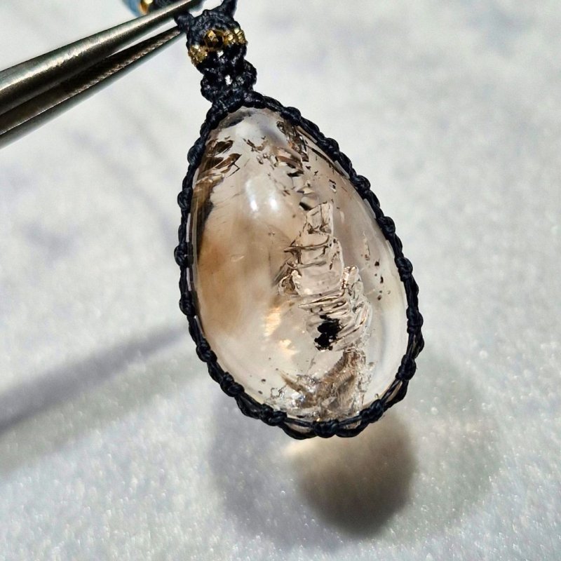 画像3: ☆01/01UP☆奇跡の水入り水晶：100万年前の不老不死の水：たっぷり水の入った最高級水晶：Inner Cosmos（インナー・コスモス） (3)