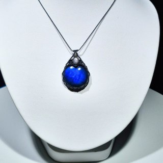 月のかけら』世界に一点物のマクラメジュエリー専門店。マクラメワーク