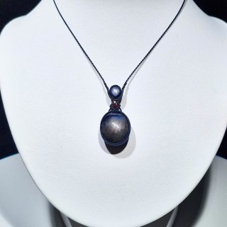 月のかけら』世界に一点物のマクラメジュエリー専門店。マクラメワーク