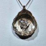 画像1: ☆01/01UP☆奇跡の水入り水晶：100万年前の不老不死の水：たっぷり水の入った最高級水晶：Element Flow (1)