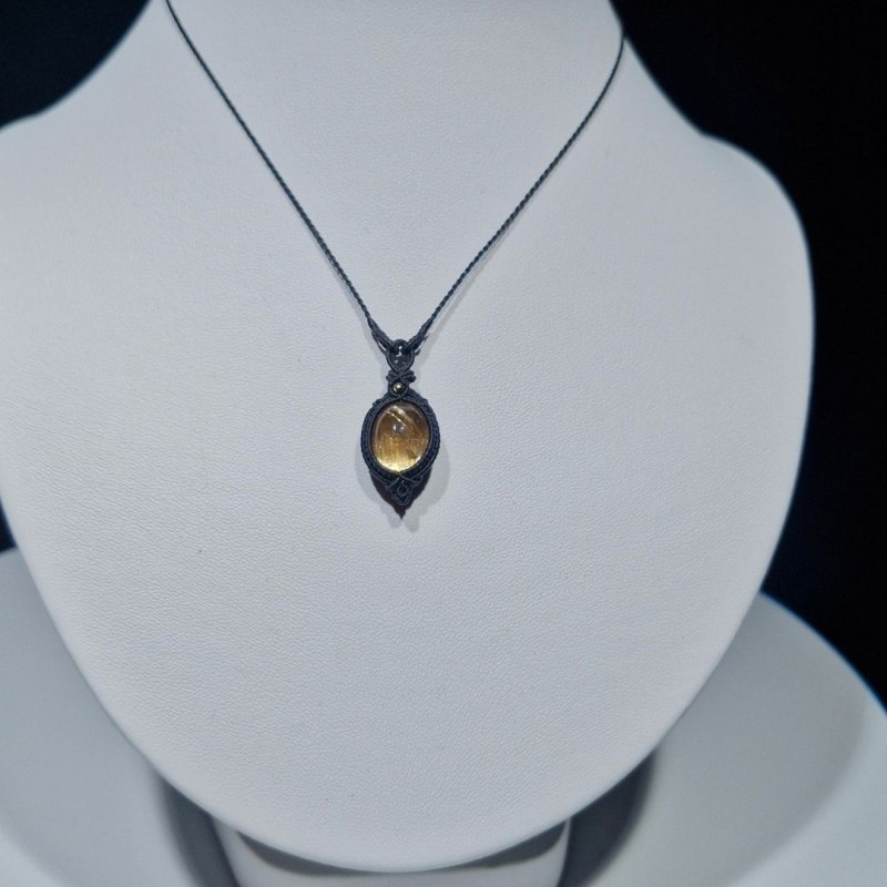 画像2: ☆01/01UP☆超ハイクオリティ：小粒世界一＊ブラジル産ゴールドルチルクォーツ！金の針金が水晶の中に：美しい金の結晶：Golden Compass 2026 (2)