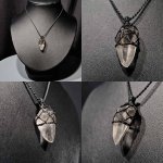 画像3: ネパール・ヒマラヤ山脈の麓、マニカランで産出されるヒマラヤ水晶。透明感あふれる結晶と、自然が育んだ力強い美しさが魅力です。🏔️✨：サガルマータの雫 (3)