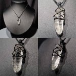 画像3: ネパール・ヒマラヤ山脈の麓、マニカランで産出されるヒマラヤ水晶。透明感あふれる結晶と、自然が育んだ力強い美しさが魅力です。🏔️✨：マニ石の詩 (3)
